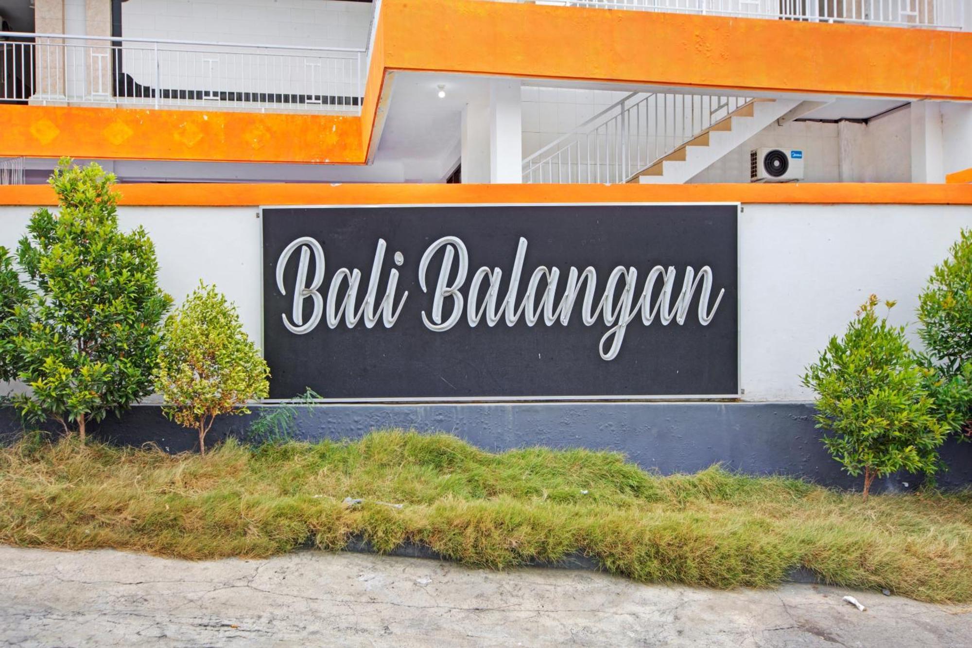 Oyo 2463 Bali Balangan Hotel Jimbaran Kültér fotó