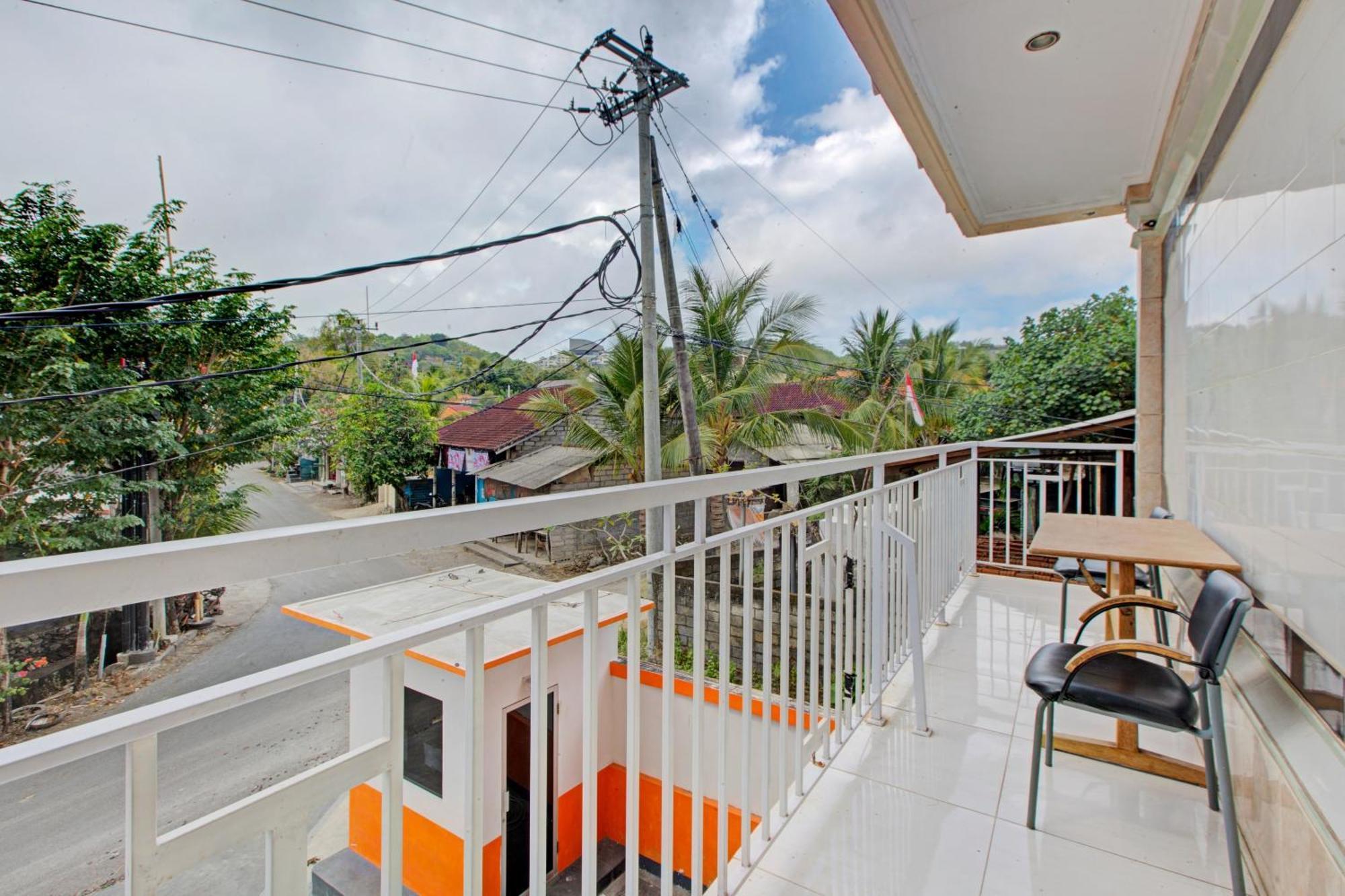 Oyo 2463 Bali Balangan Hotel Jimbaran Kültér fotó