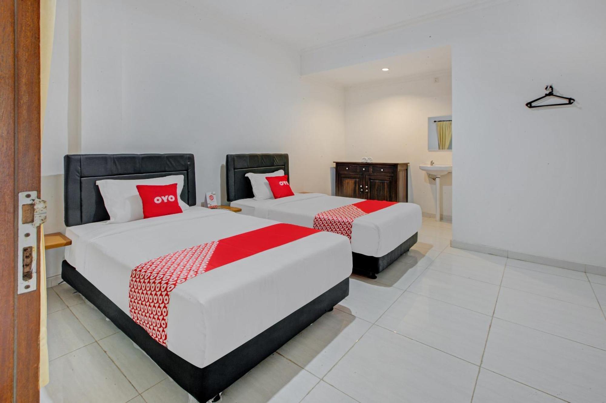 Oyo 2463 Bali Balangan Hotel Jimbaran Kültér fotó