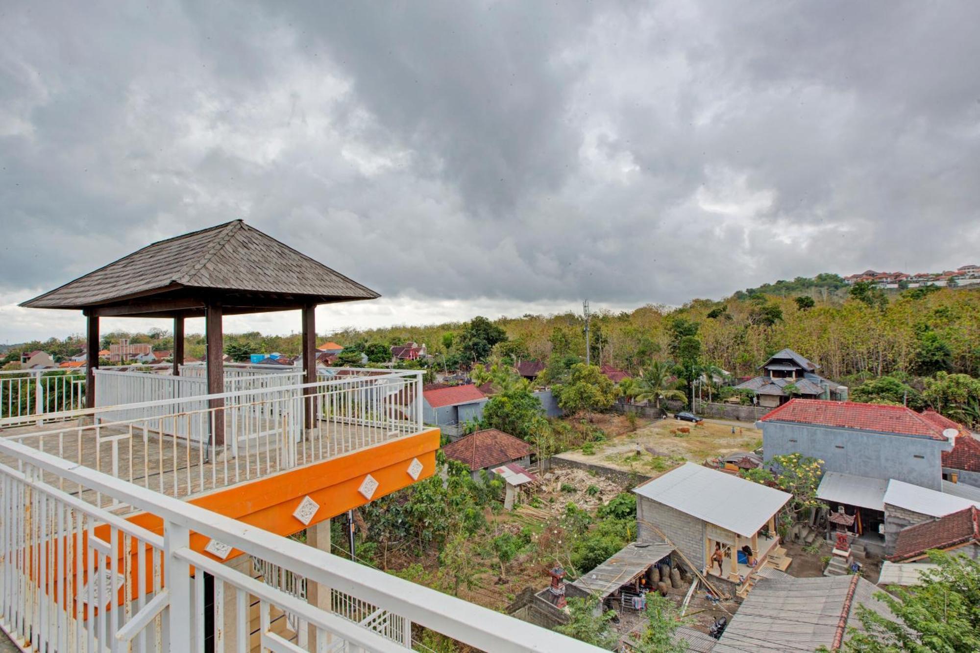 Oyo 2463 Bali Balangan Hotel Jimbaran Kültér fotó